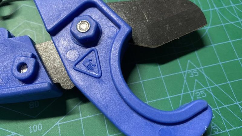 锂电冲击扳手与气动扳手：两种工具的内在差异解析
